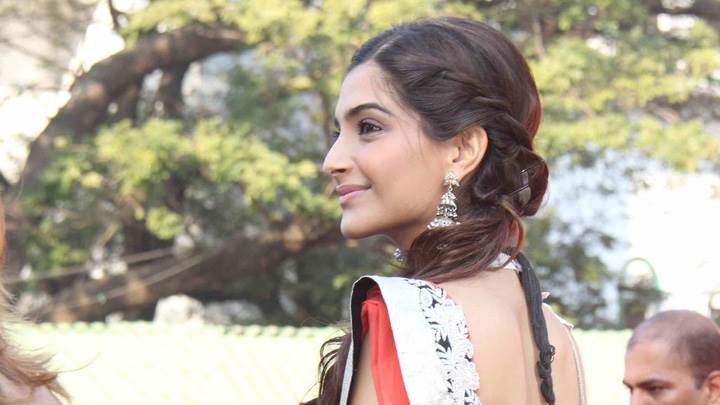Sonam Kapoor Side Pose Photoshoot At Hello Classic Race